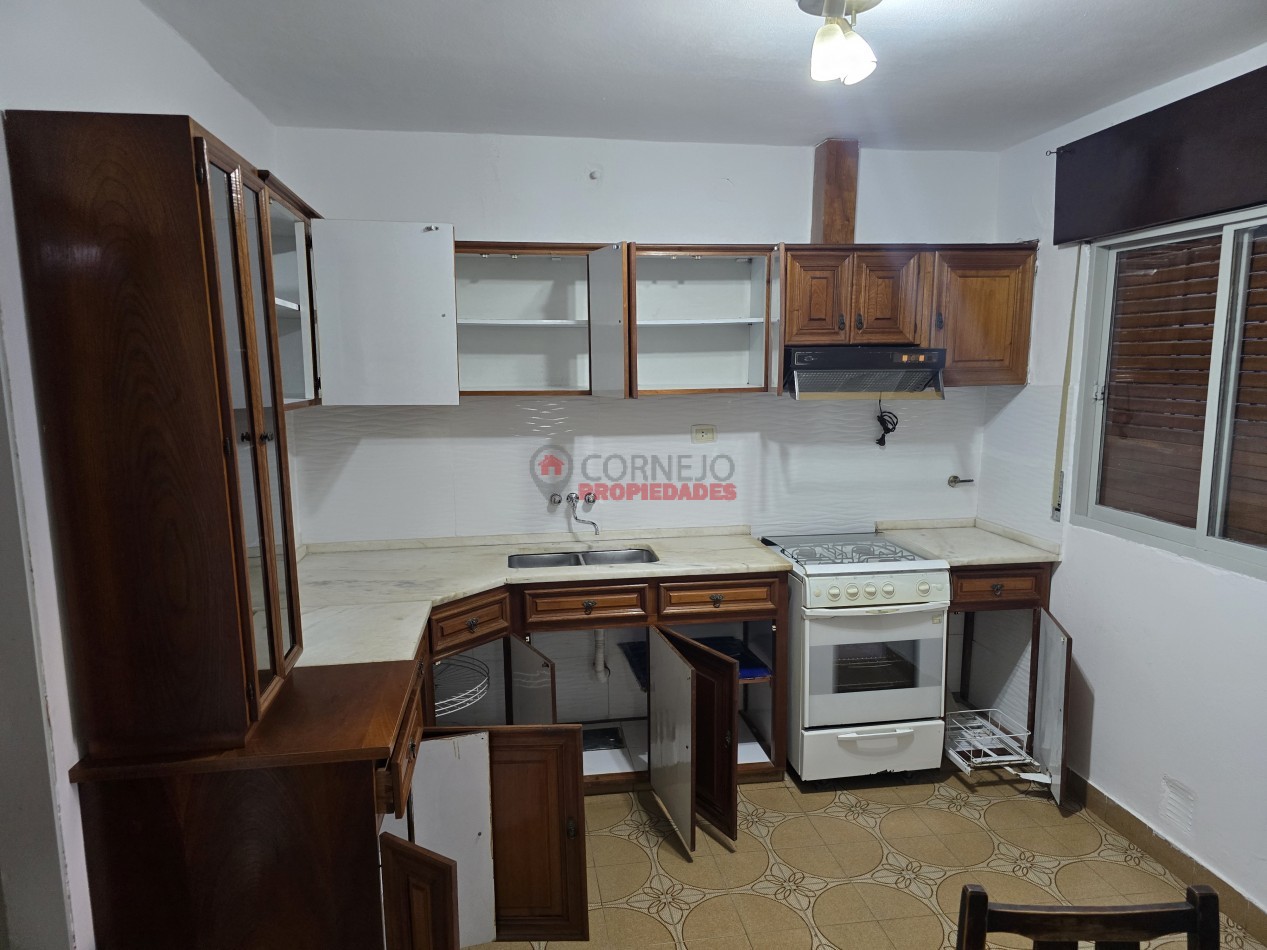 ALQUILO CASA 3 DORMITORIOS CON COCHERA EN BARRIO SAN FERNANDO