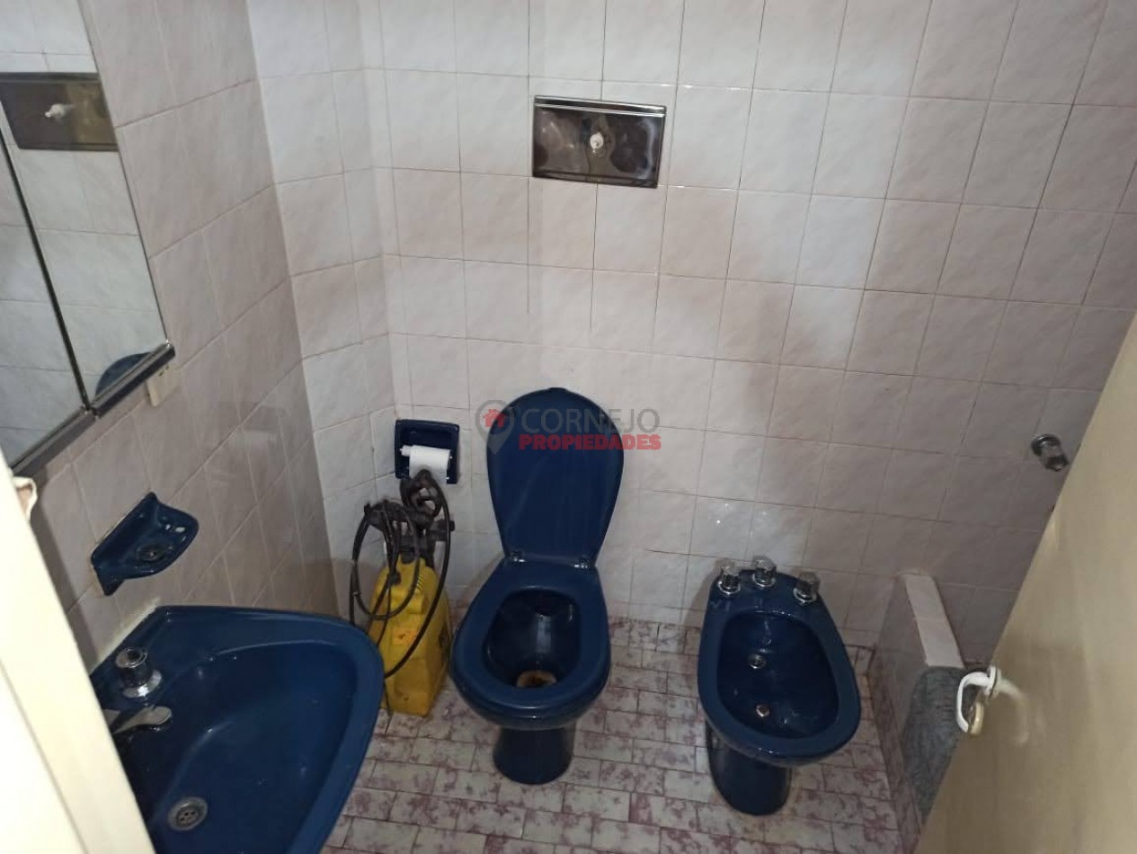 VENDO CASA EN BARRIO ATE