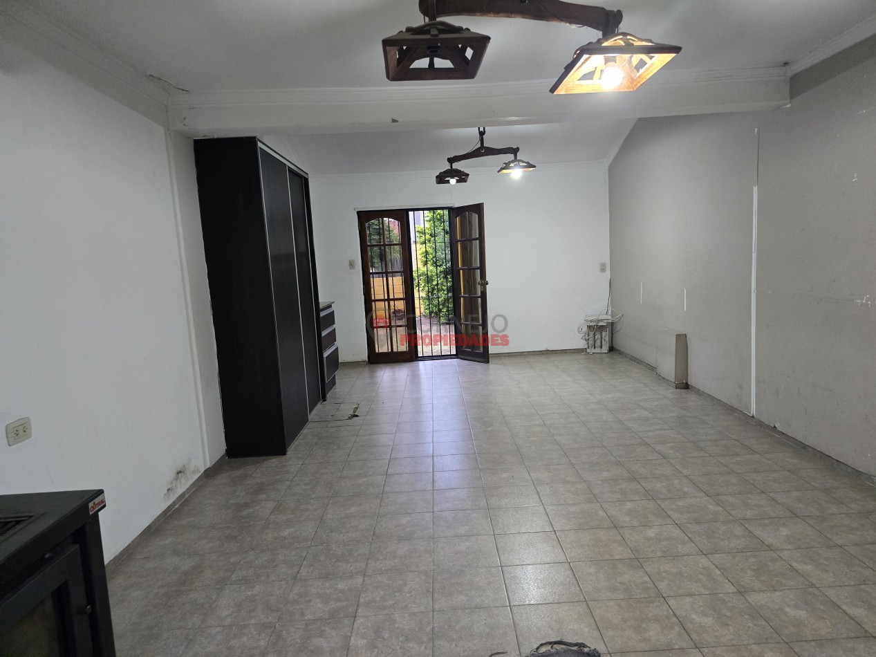 Se vende Casa esquina Barrio Matienzo