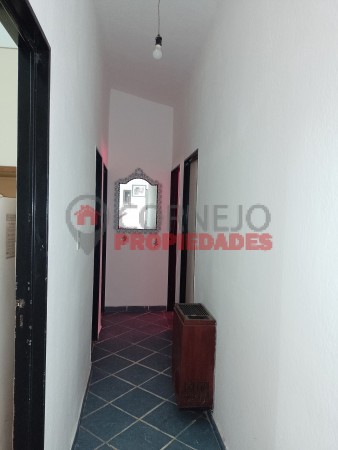 VENDO CASA Y LOCA EN BARRIO LOS BOULEVARES