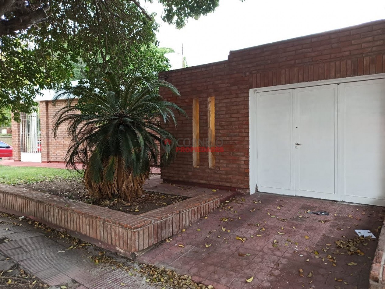 VENDO CASA EN BARRIO ATE