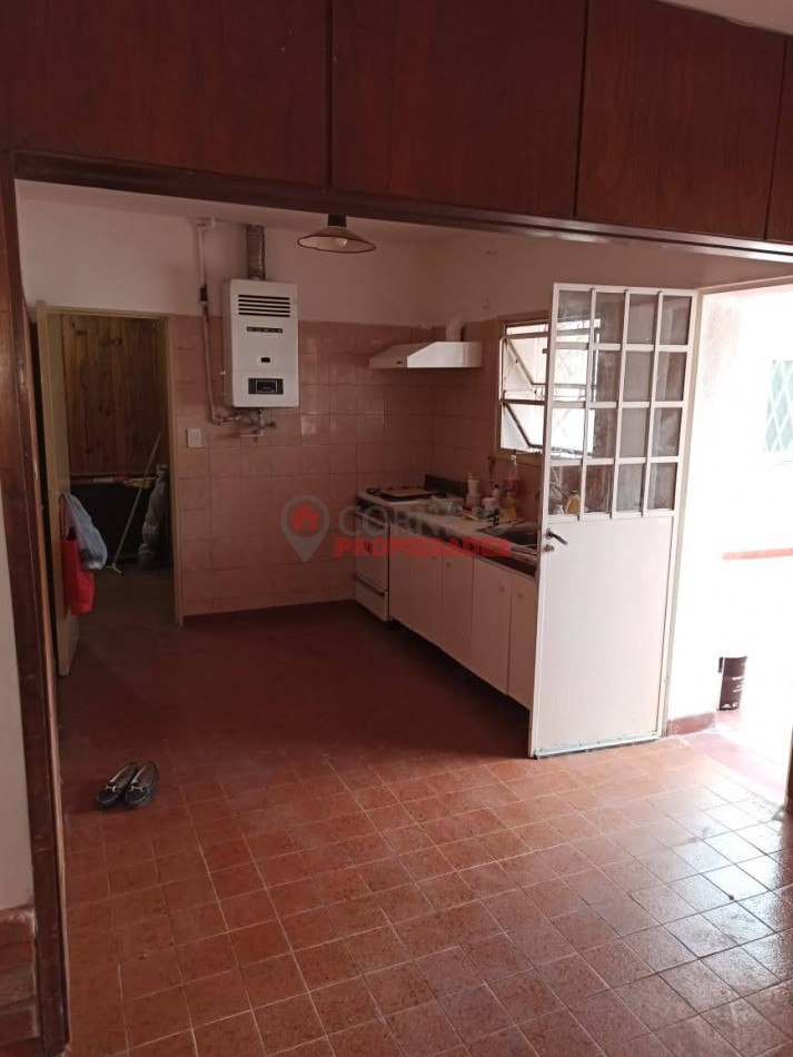 VENDO CASA EN BARRIO ATE