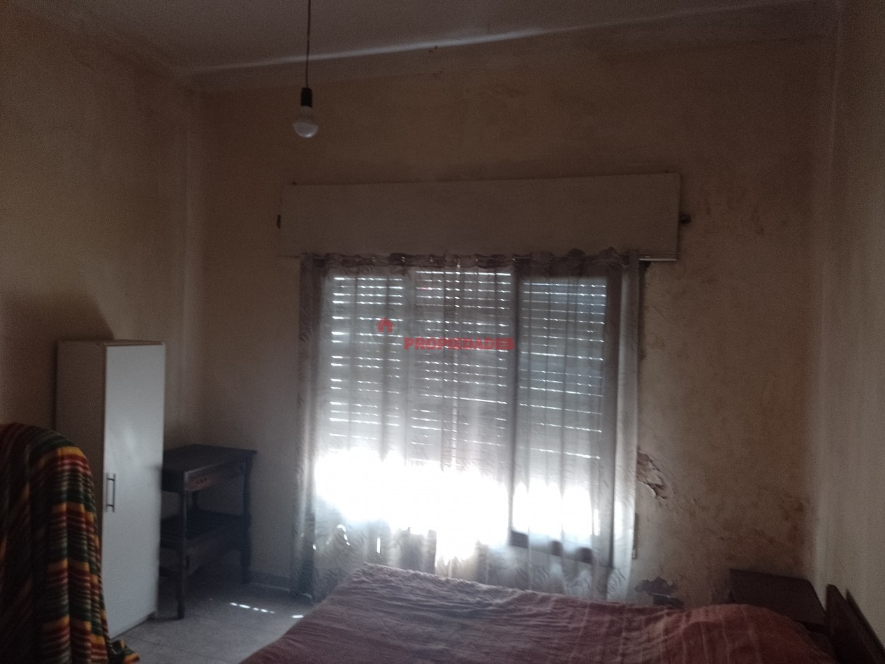 VENDO CASA Y DEPARTAMENTO EN BARRIO YAPEYU