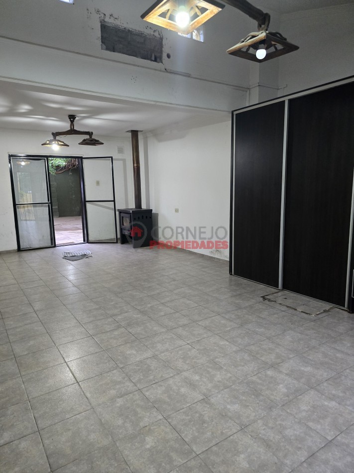 Se vende Casa esquina Barrio Matienzo