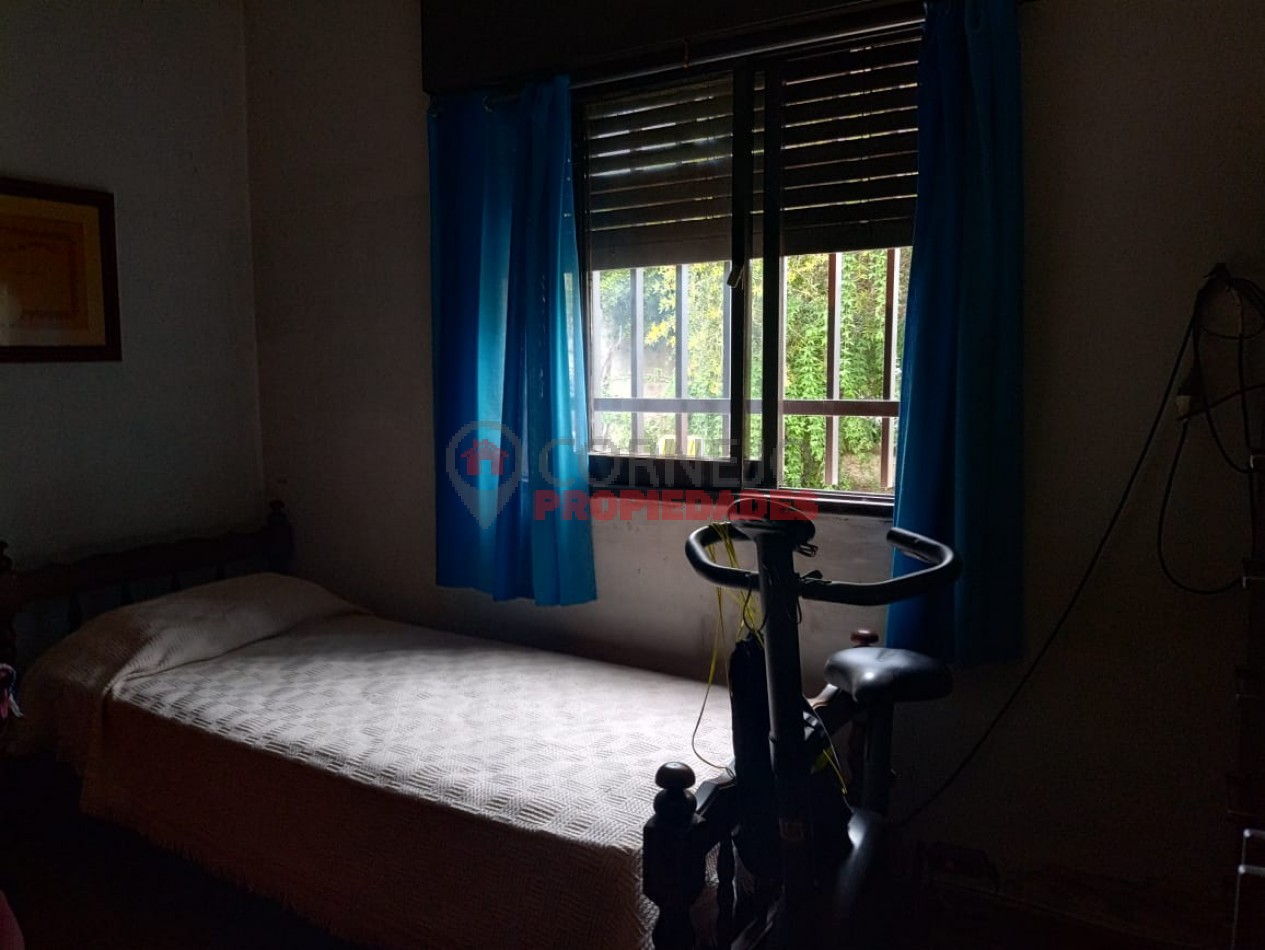 SE VENDE CASA Y DEPARTAMENTO EN BARRIO CAROLA LORENZINI