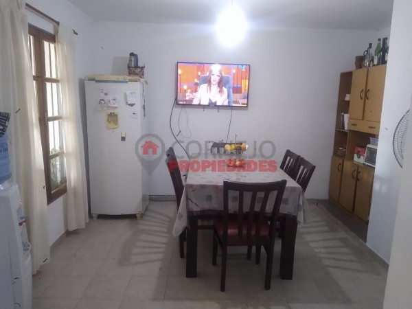 Casa en venta en Barrio Smata con Pileta